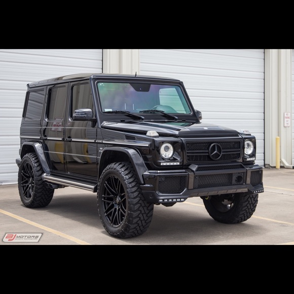 Meet your Posher, Carlos - Picture 1 of 1